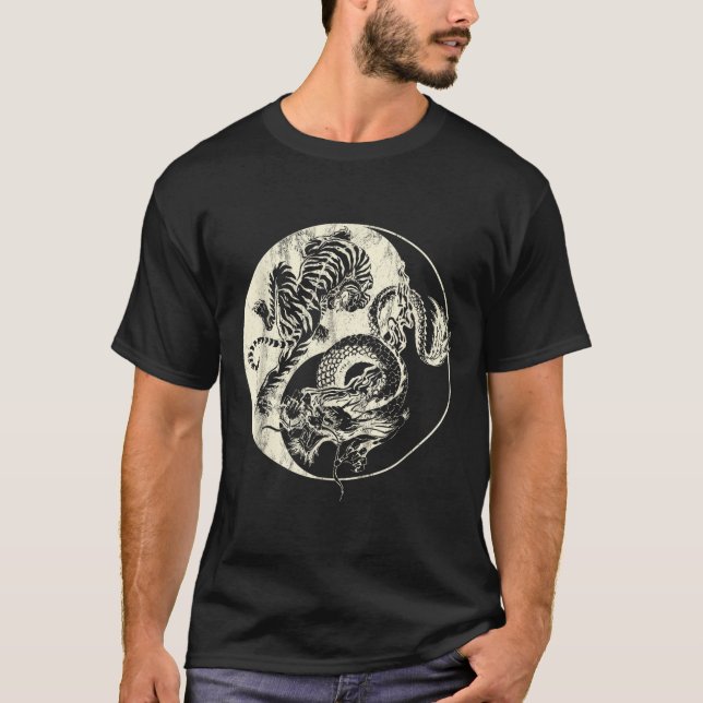 Camiseta ¡Dragón Vs Tatuaje Tigre! Yin Y Yang Beast Fight (Anverso)