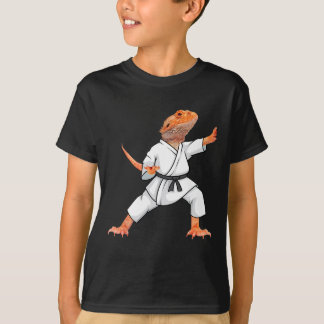 Camiseta Dragones con barba divertidos haciendo Karate Samu