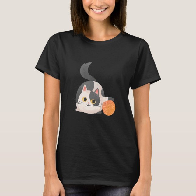 Camiseta Drawn Cute Cat Playing (Anverso)