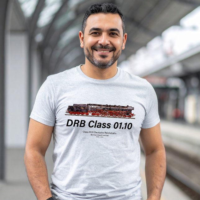 Camiseta DRB Class 01.10 Deutsche Reichsbahn Steam Train (DRB Class 01.10 Deutsche Reichsbahn Steam Train. Mens Basic T-Shirt)