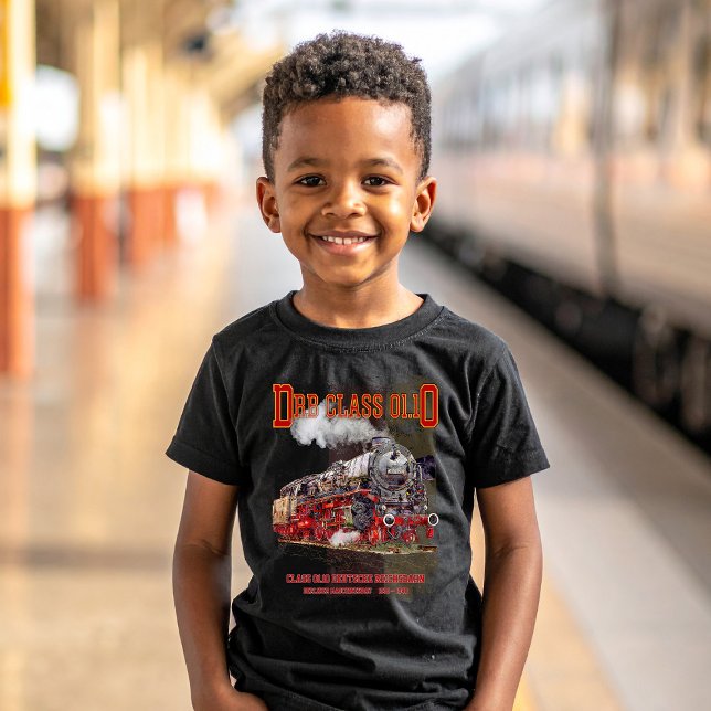 Camiseta DRB Class 01.10 Steam Train. Deutsche Reichsbahn (DRB Class 01.10 Steam Train. Deutsche Reichsbahn. Boy Basic T-Shirt )