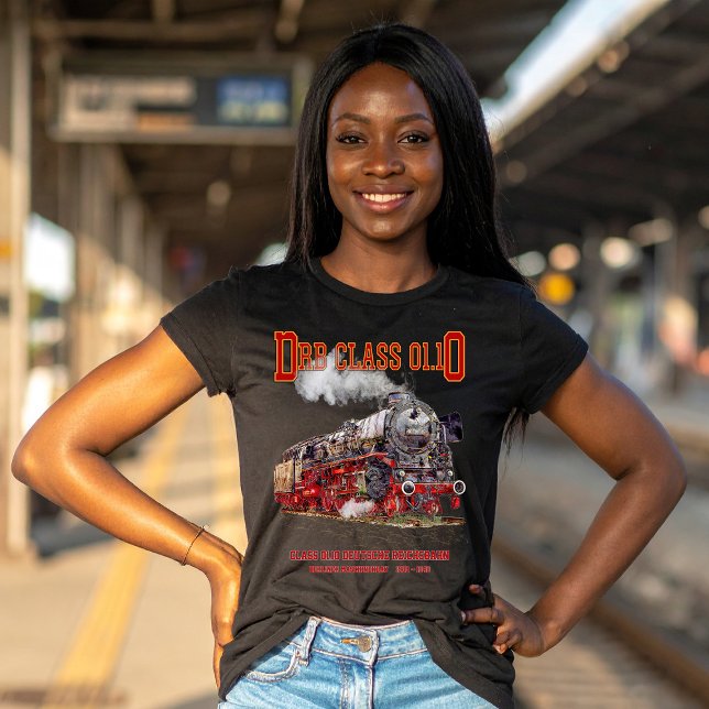 Camiseta DRB Class 01.10 Steam Train. Deutsche Reichsbahn (DRB Class 01.10 Steam Train. Deutsche Reichsbahn. Womens Basic T-Shirt)