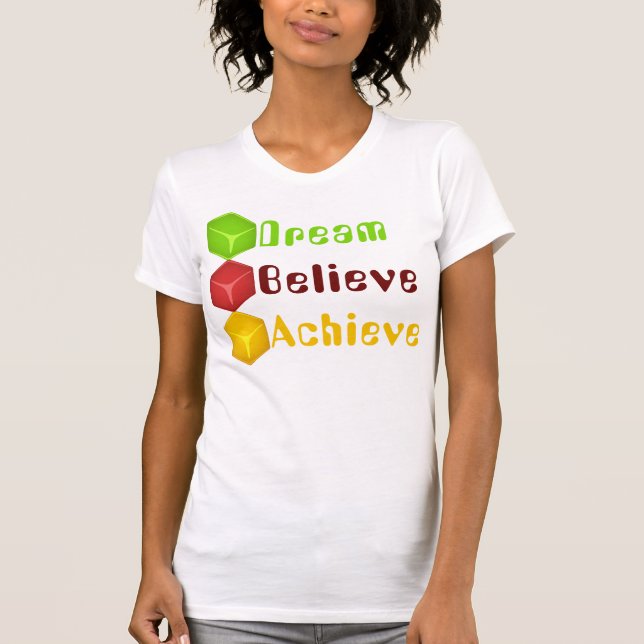 Camiseta "Dream, Believe,Achieve" LogoCamiseta-camiseta (Anverso)