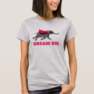 Camiseta Dream big Flying elephant