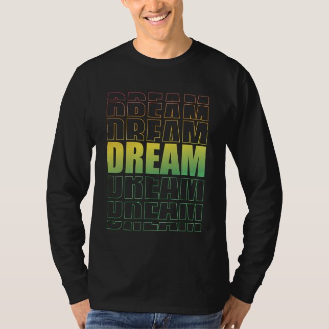 Camiseta Dream Typography – Gradient Aesthetic Motivational (Anverso)