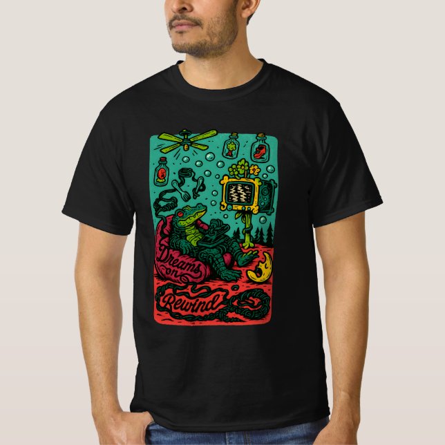 Camiseta Dreams on Rewind – Surreal Retro Alligator TV Art (Anverso)