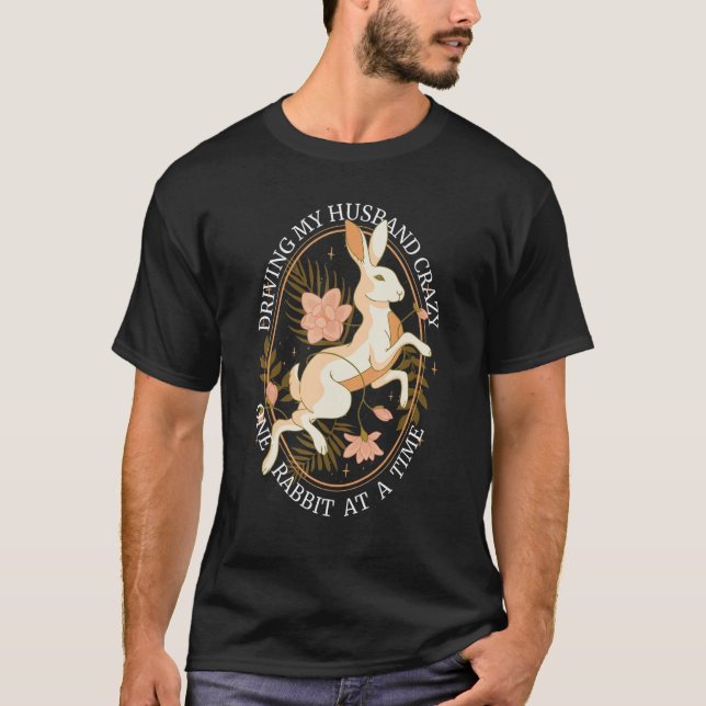 Camiseta Driving My Husband Crazy One Rabbit At A Time Jump (Anverso)