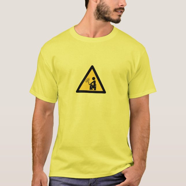 Camiseta Drogadicto del Internet en retrete (Anverso)