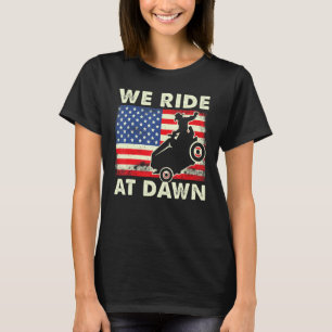 Camiseta Ducha De Césped En Dawn Funny Lawn Mowing Garde