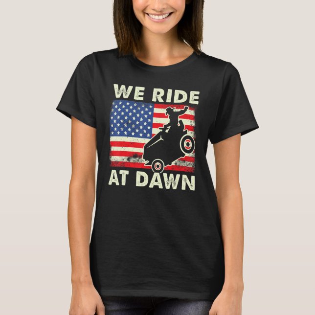 Camiseta Ducha De Césped En Dawn Funny Lawn Mowing Garde (Anverso)