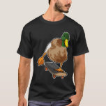 Camiseta Duck as Skater with Skateboard<br><div class="desc">This design is the perfect gift for a birthday,  Christmas and other celebrations. It is suitable for women,  men and kids.</div>