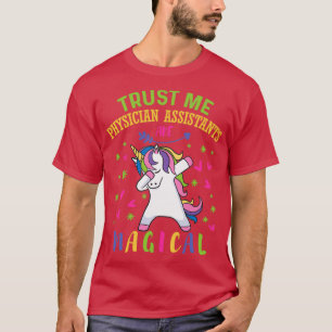 Camiseta Duelo de ayudante de médico de unicornio 2