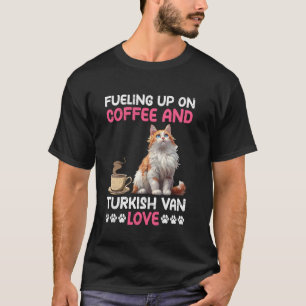 Camiseta Dueño de gato RECARGÁNDOSE DE CAFÉ Y AMOR POR EL V