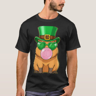 Camiseta Dulce Capybara Día de San Patricio Chicle de Capyb