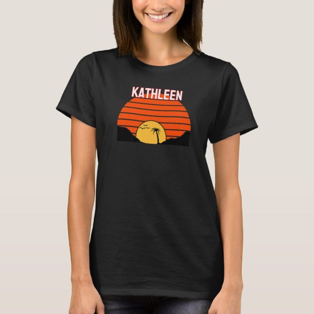 Camiseta Dunas de arena retro Kathleen Palm Tree Sunset Ret (Anverso)