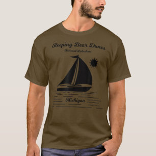 Camiseta Dunas de oso dormido Michigan Sailboat