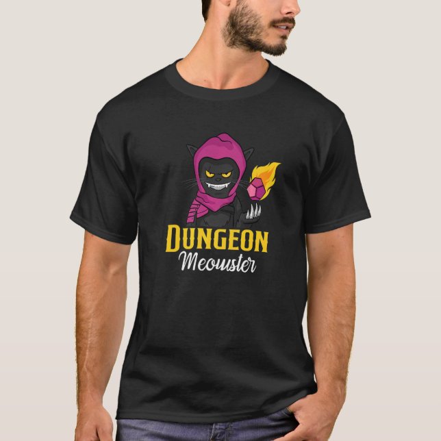 Camiseta Dungeon Meowster RPG Tabletop Gaming Cat DM Dice (Anverso)