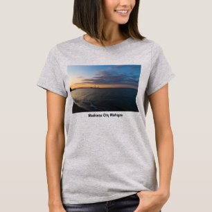 Camiseta Dusk de Mackinaw City