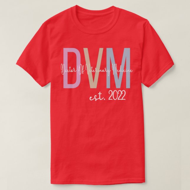 Camiseta DVM 2022 Médica de Graduación de Medicina Veterina (Diseño del anverso)