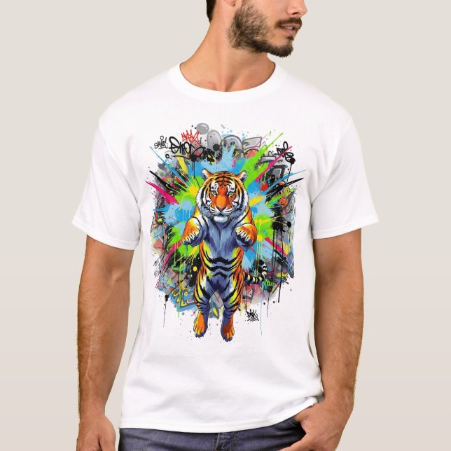 Camiseta Dynamic Tiger Illustration with Vibrant Graffiti A (Anverso)