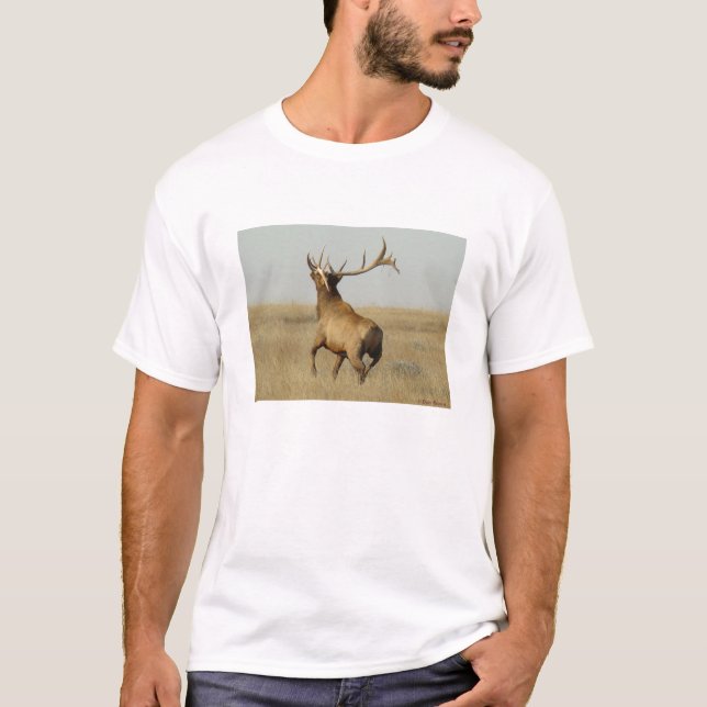 Camiseta E23 Alce Toro Hierba en Cuernos (Anverso)