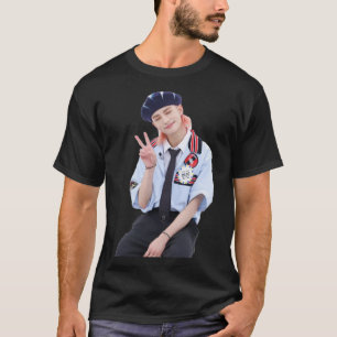 Camiseta E:\AnhgocUpZZ\STRAY NIÑOS SKZ HWANG HYUNJIN STAY B