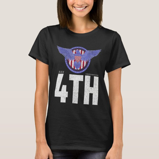 Camiseta Eagle Badge Independence Day with American Happy 4 (Anverso)