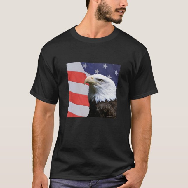 Camiseta Eagle y bandera (Anverso)