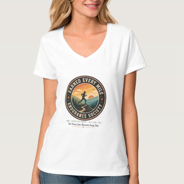 Camiseta Earn Every Mile Endurance Trail Runner Retro Tee e (Anverso)