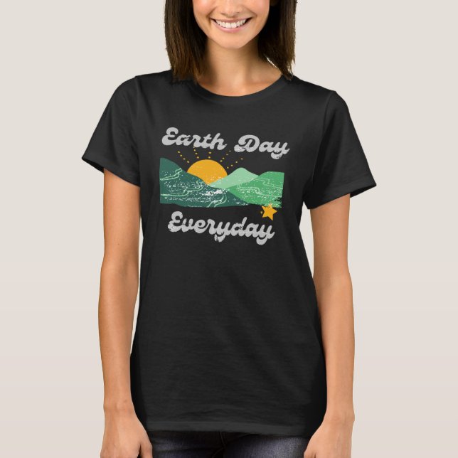 Camiseta Earth Day Everyday Celebrate Earth Day Love Protec (Anverso)
