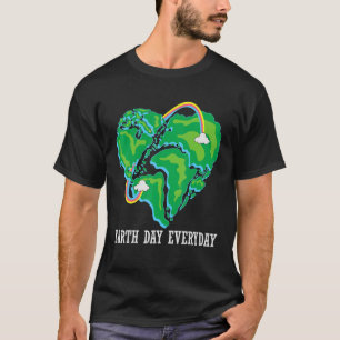 Camiseta Earth Day Everyday Heart Shaped World Rainbow Envi