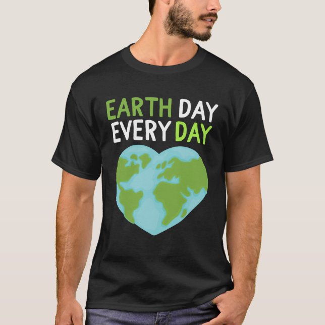 Camiseta Earth Day Everyday Rainbow Pine Tree Nature Green  (Anverso)
