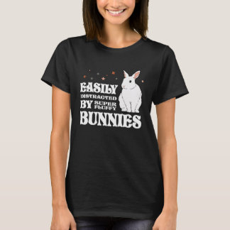 Camiseta Easily Distracted by Bunnies Barnyard Rabbit