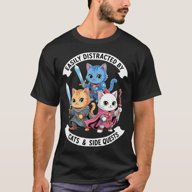 Camiseta Easily Distracted By Cats &amp; Side Quests Funny  (Anverso)