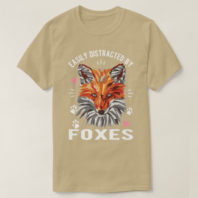 Camiseta Easily Distracted By Foes Premium180  (Diseño del anverso)
