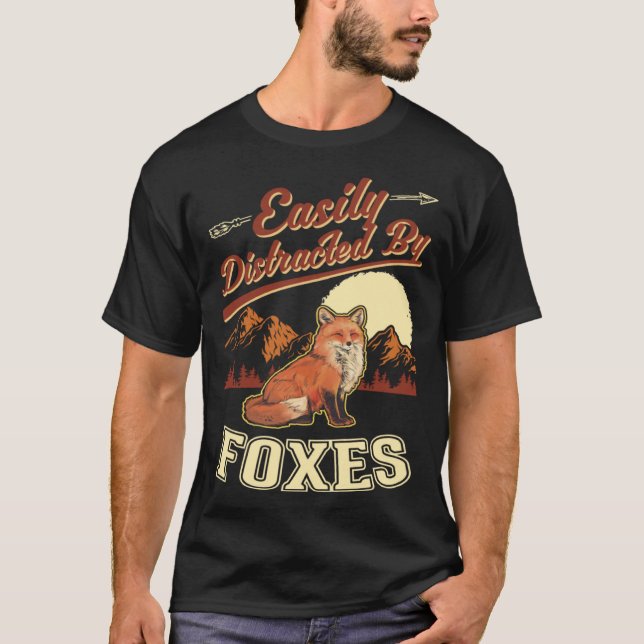 Camiseta Easily distracted by Foxes (Anverso)
