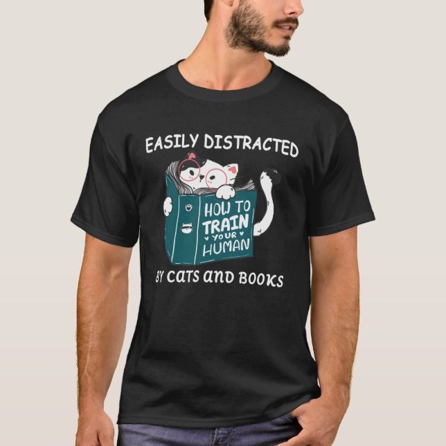 Camiseta Easily Distracted Cats and Books Kitty Cat (Anverso)