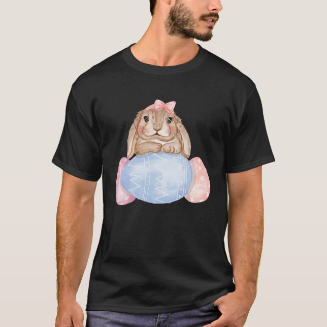 Camiseta Easter day Cute Easter Bunny Holding Easter Eggs f (Anverso)