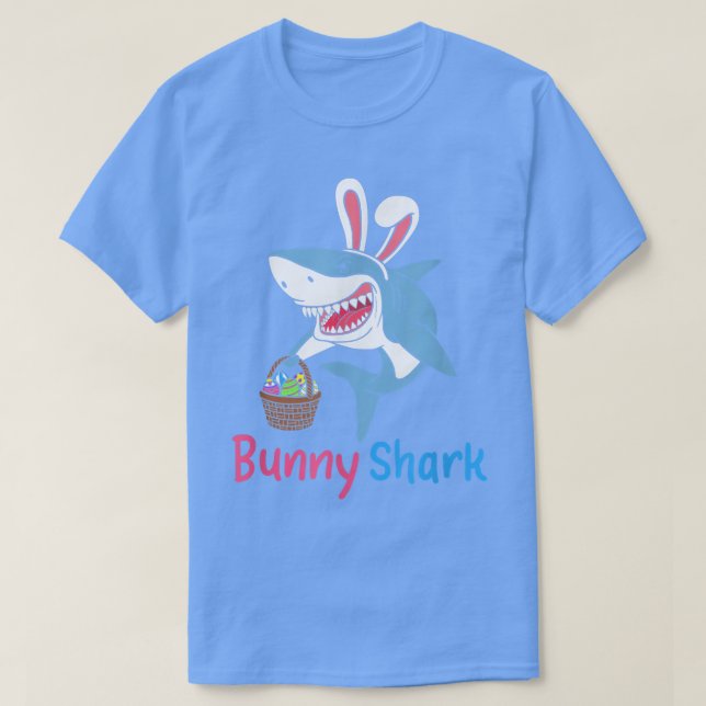 Camiseta Easter Eggs Hunting Bunny Shark With Easter Basket (Diseño del anverso)