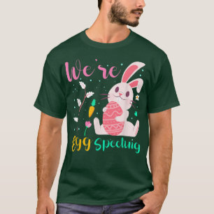 Camiseta Easter Pregnancy Announcement Somebunny Is Eggspec