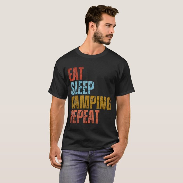 Camiseta EAT SLEEP CAMPING REPEAT (Anverso completo)