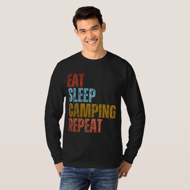 Camiseta EAT SLEEP CAMPING REPEAT (Anverso completo)