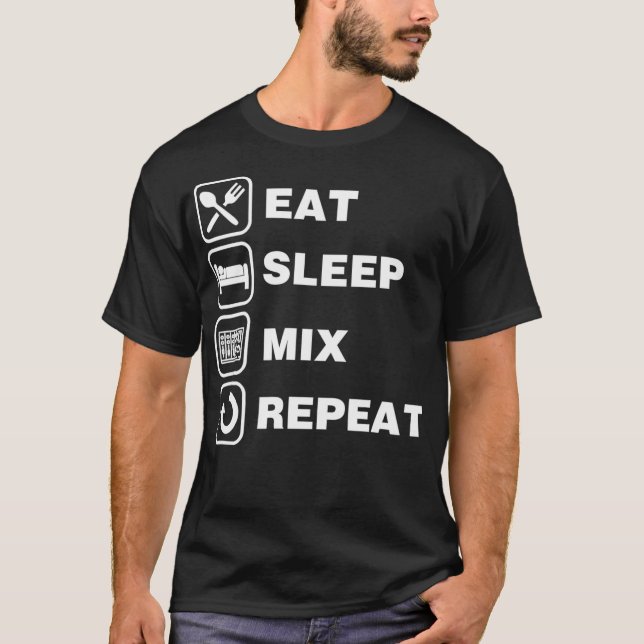 Camiseta Eat Sleep Mix Repeat Funny Audio Engineer Gift  (Anverso)