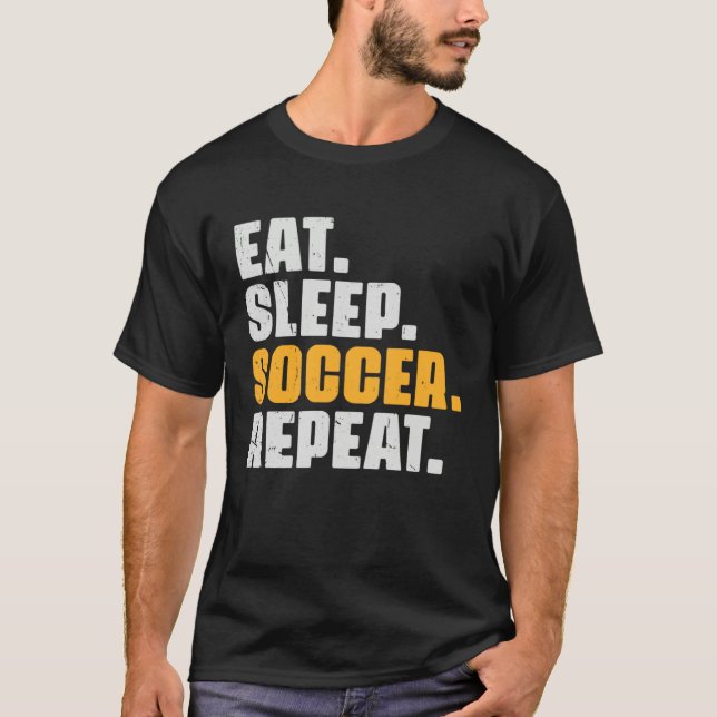 Camiseta Eat Sleep Soccer Repeat   Soccer Player Retro Vint (Anverso)