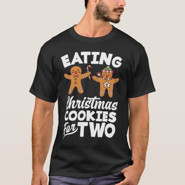 Camiseta Eating Christmas Cookies for Two Pregnancy Announc (Anverso)