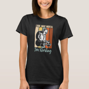 Camiseta Echa un vistazo a Mortal im Working Wellness