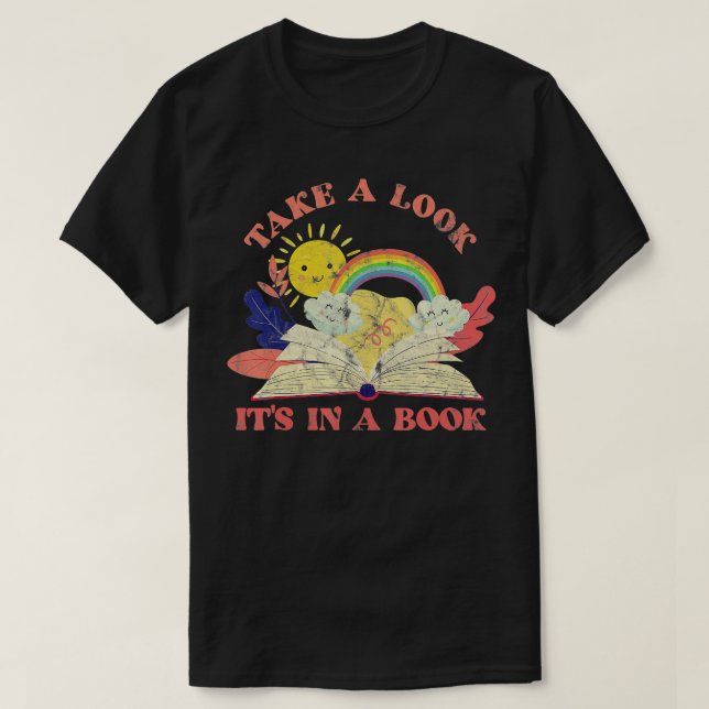Camiseta Echa Un Vistazo A Un Libro Nubes De Arcoiris (Diseño del anverso)