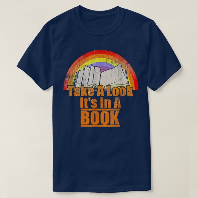 Camiseta Echa un vistazo al amor de un libro retro (Diseño del anverso)