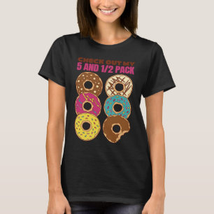 Camiseta Eche un vistazo a mi paquete de seis Donut 1