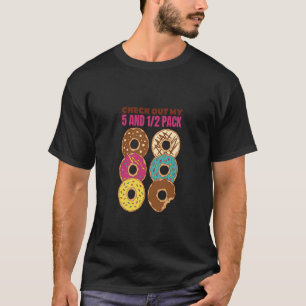 Camiseta Eche un vistazo a mi paquete de seis Donut 1